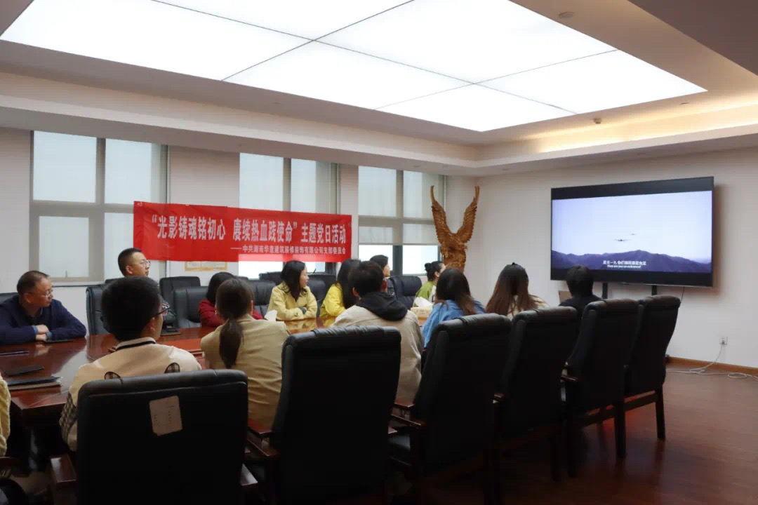 171755654626347342.jpg 光影.jpg